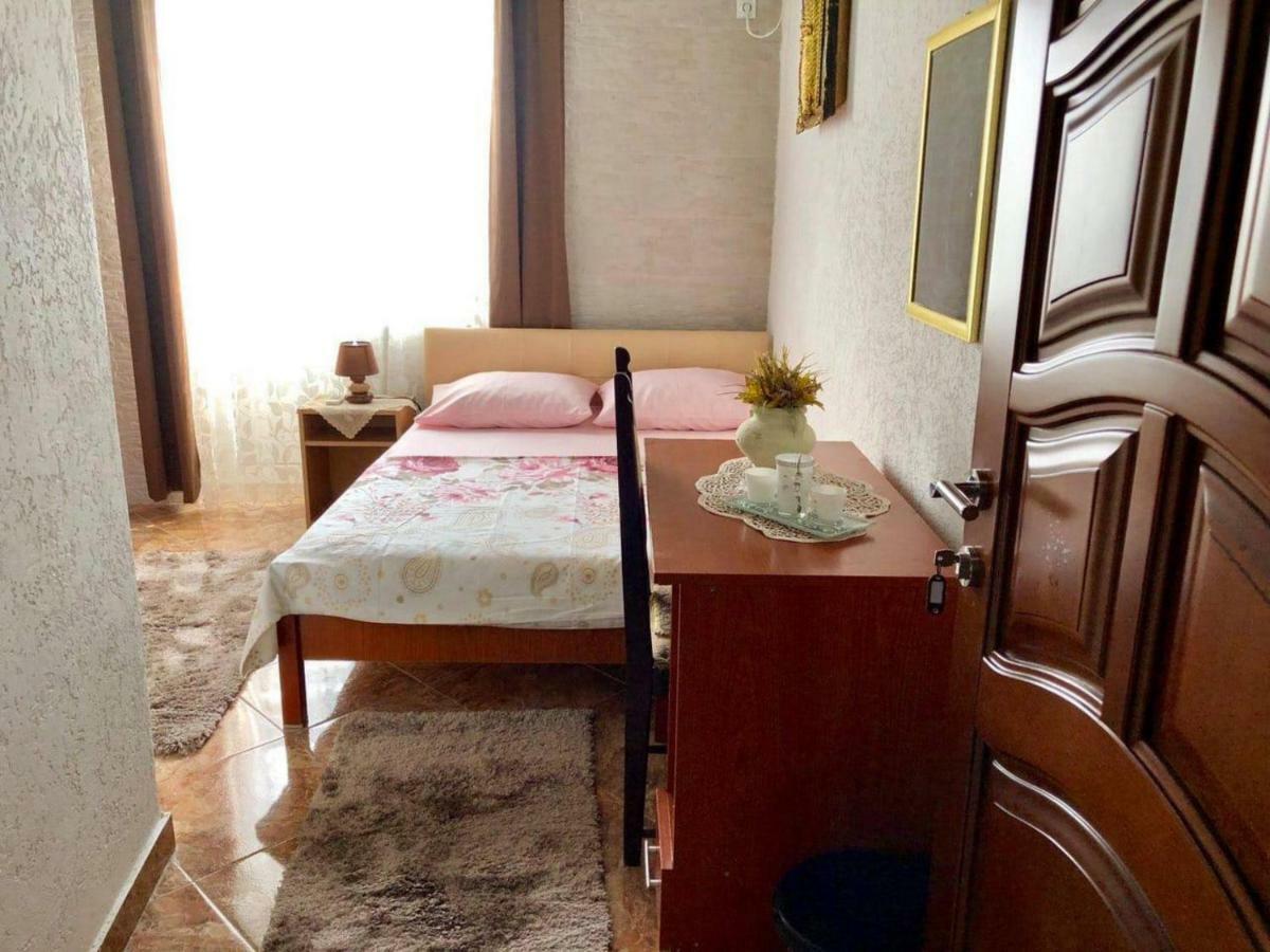 Apartments Zuto Ulcinj Eksteriør billede