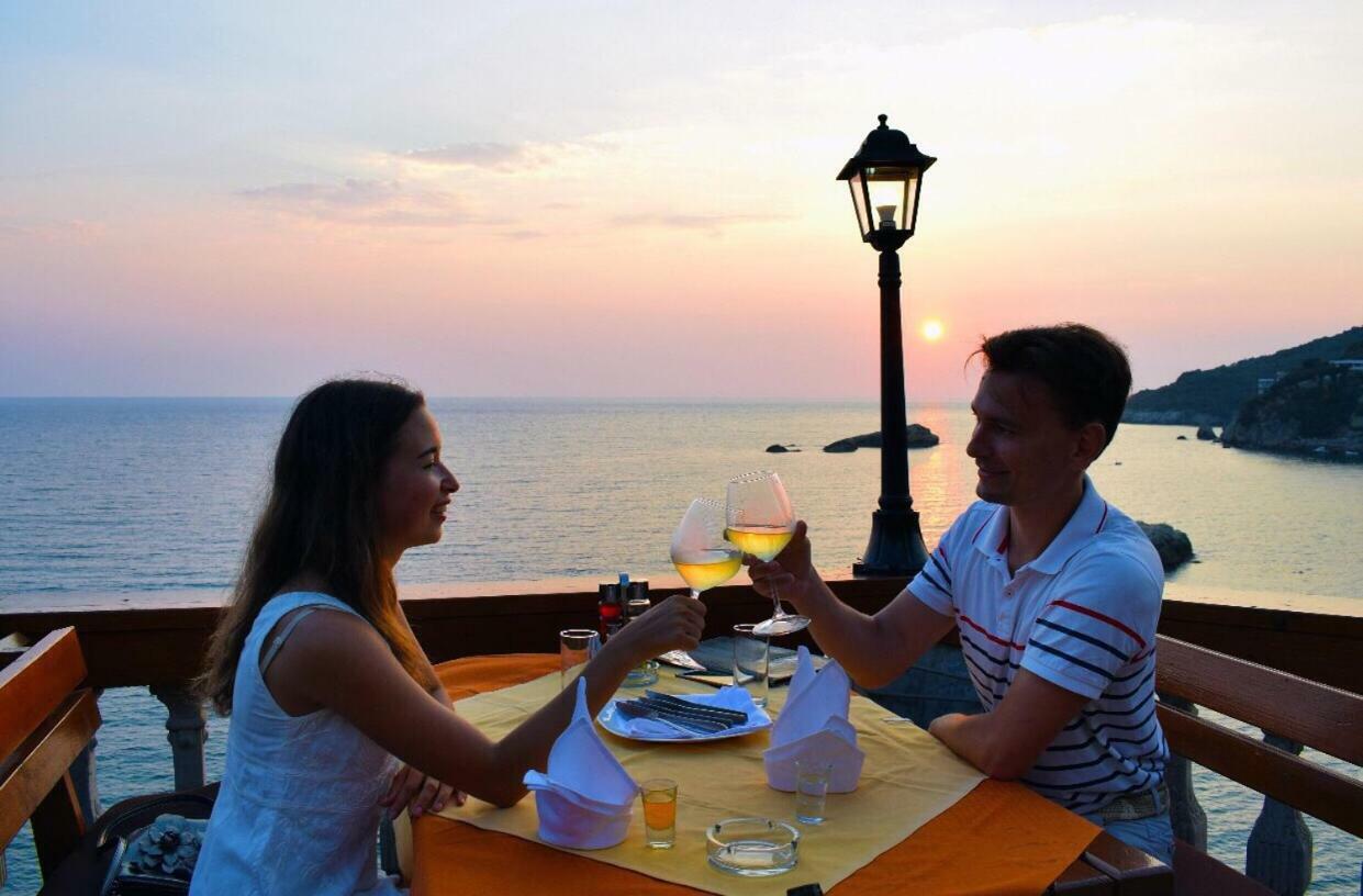 Apartments Zuto Ulcinj Eksteriør billede