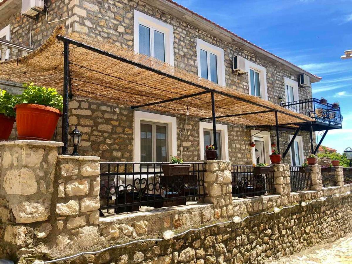 Apartments Zuto Ulcinj Eksteriør billede